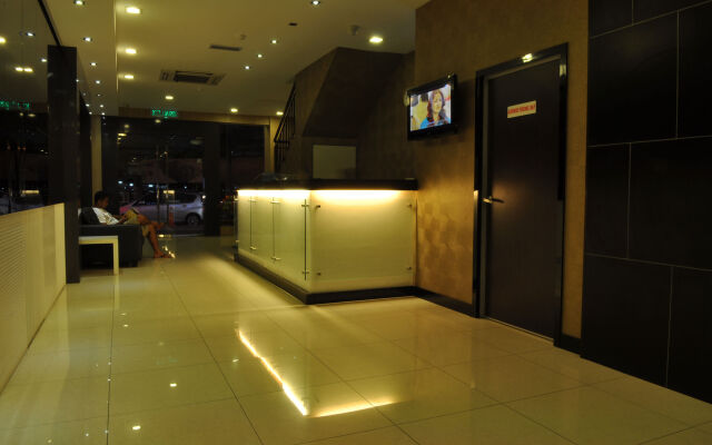 Signature Hotel
