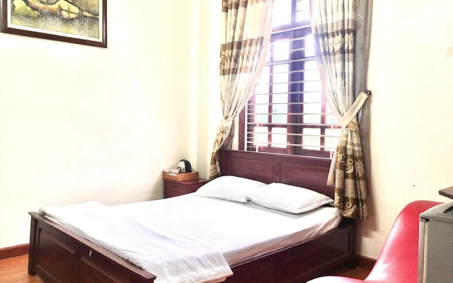 RedDoorz Phuong Nam Hotel near Nga Tu Binh Thai – Guest Rooms – Ho Chi Minh City
