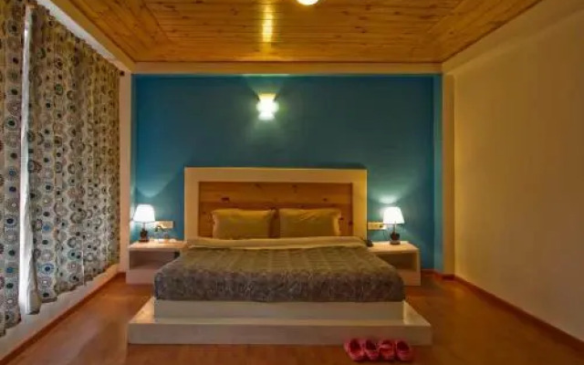 Sashas Hotel