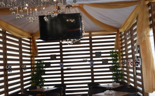 Diamond Hotel Suites