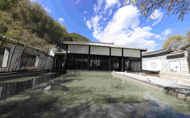 Qingdu Fragrant Lodge (Shangri-La Tiger Leaping Gorge Branch)