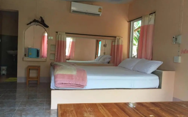 Phujinda Homestay