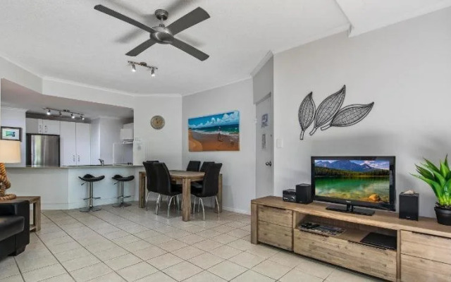 Reflections Holiday Apartments