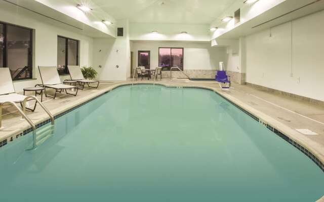 La Quinta Inn & Suites by Wyndham Mechanicsburg - Harrisburg