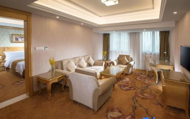 Vienna Hotel Dongguan Shatian Humen Port