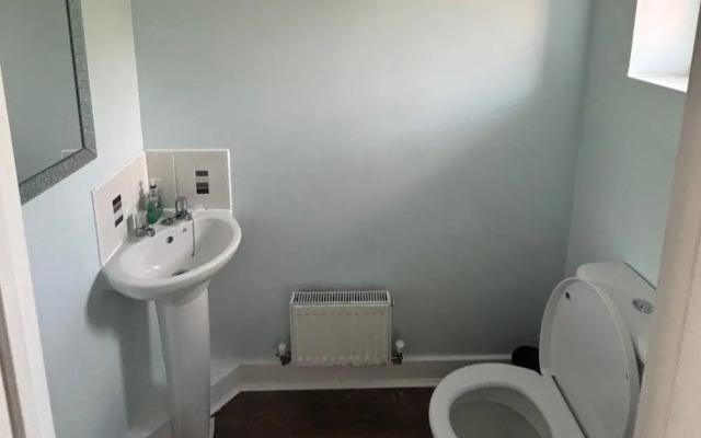 Trowbridge House, Long Stay Disc, Parking, Wifi