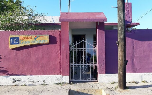 Hostal Guacamayas