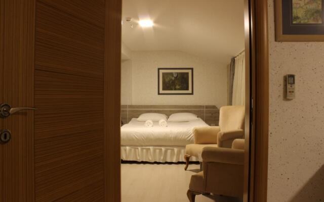 Tavşanlı Otel
