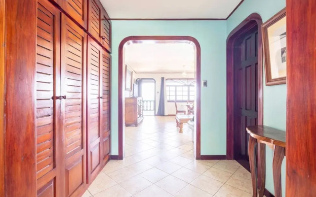 Casa de Playa - Marea Brava Condos