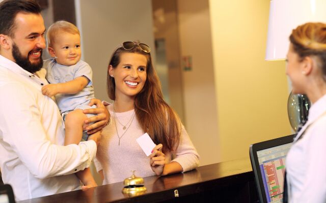 Best Western Plus First Coast Inn & Suites