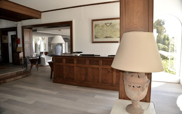 Auberge De La Calanque