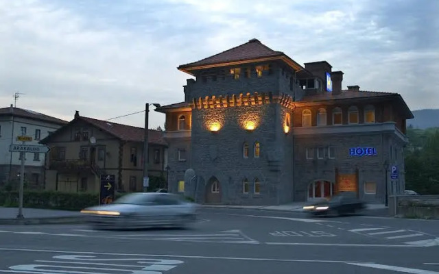 Hotel Errekagain