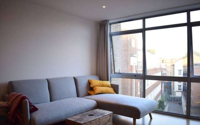 Spacious 1 Bedroom Apartment in Bermondsey