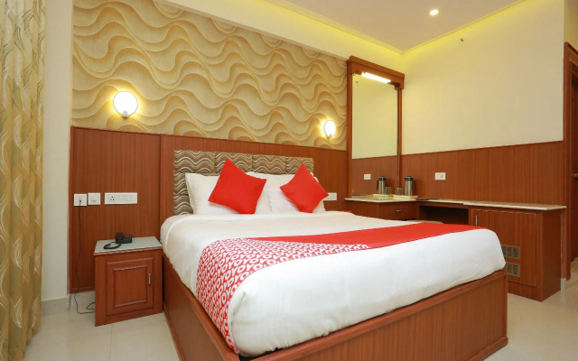 Kovilakam Residency by OYO Rooms