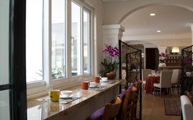 Anada Serviced Apartments In Dalat