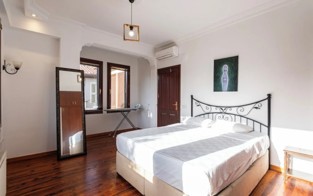 Saye Konak Kaleiçi&Oldtown