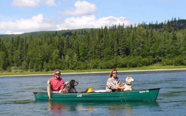 Williston Lake Resort
