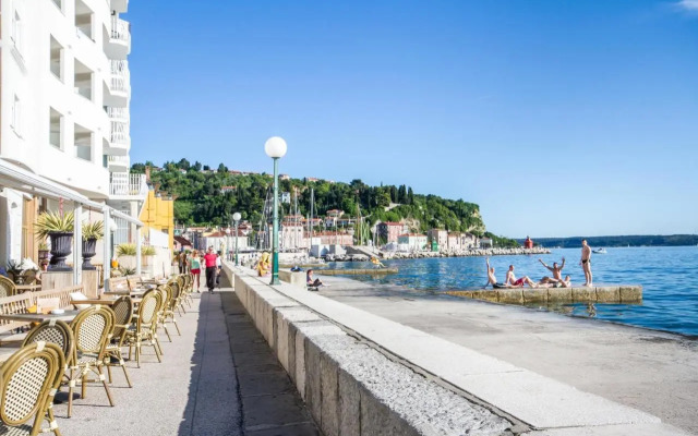 Cosy Little Love Nest in Piran