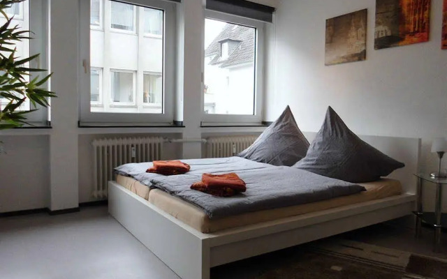 Star Apartments Cologne - Ecke Brunostrasse