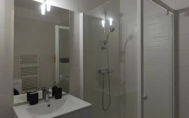 Apartment in Porspoder Near Plage du Bourg