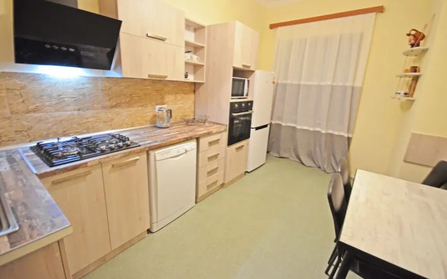 Apartment on Kotetishvili 3 apt 3