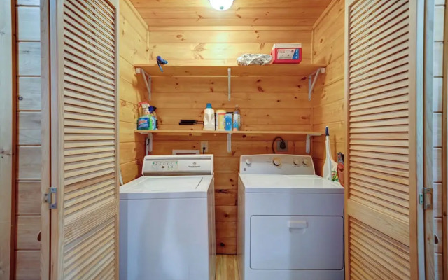 Mountain Haven in the Woods