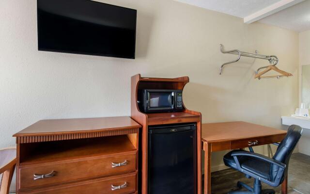 Rodeway Inn