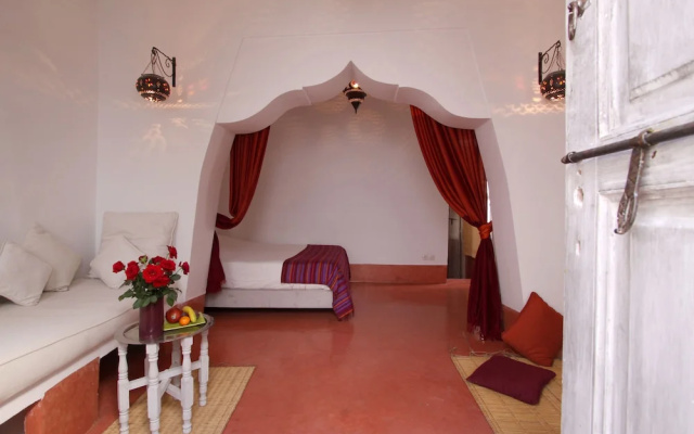 Riad O2