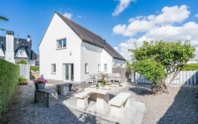 Villa Gamoni - spacious holiday home with garden