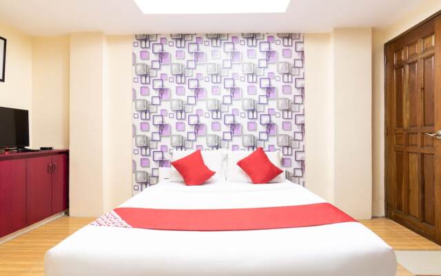 OYO 128 d'Builders Rooms Phase 2