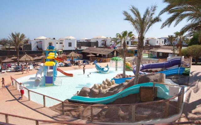 HL Club Playa Blanca Hotel