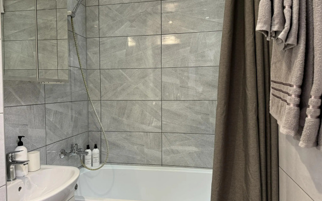 Апартаменты на улице Сергеева 19