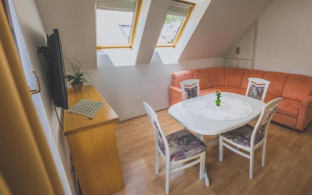Apartment Amak With Free Onsite Parking