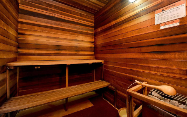 Best Western Cascade Inn & Suites