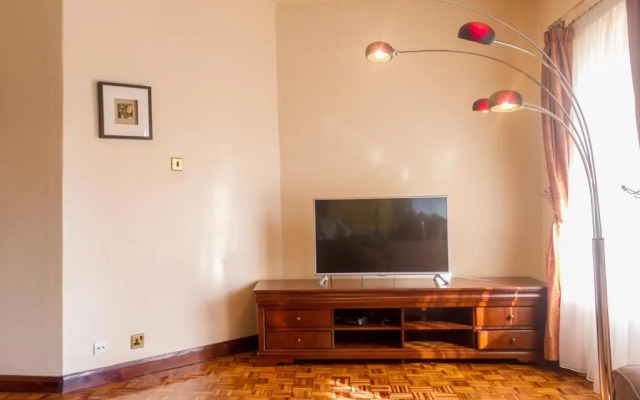 Mimosa Court Apartments