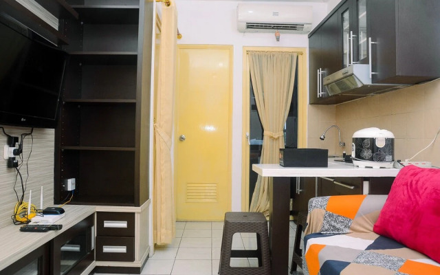 Tidy 2BR with Modern Design Green Pramuka City Apartment