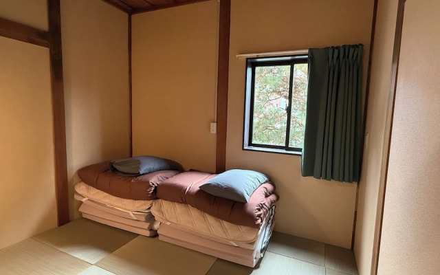 Budget Room Jinya
