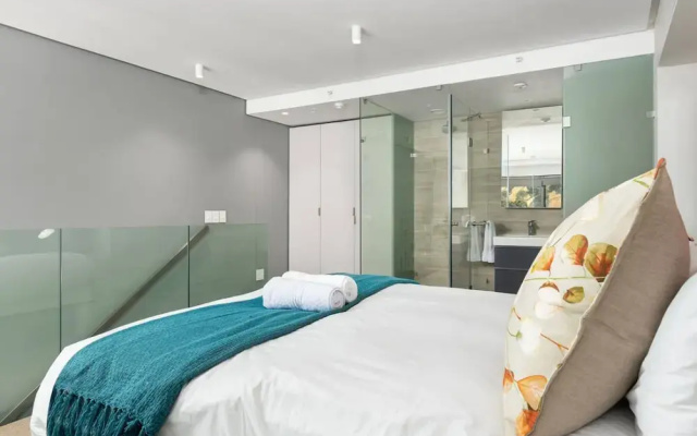 Stylish 1bed Secure Mountain Views