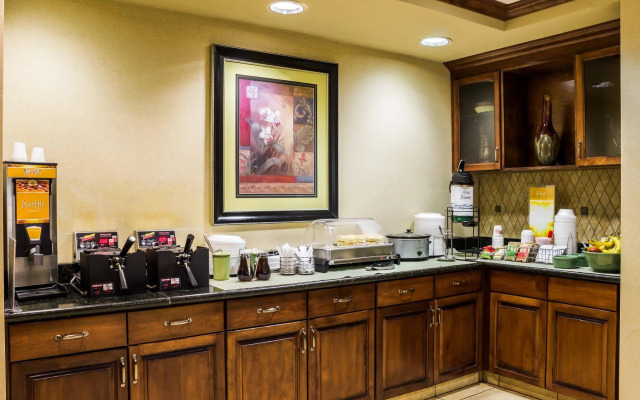 Clarion Pointe Sioux Falls Airport