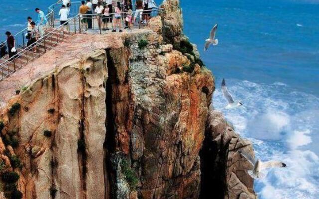 Weihai Longwei Holiday Inns
