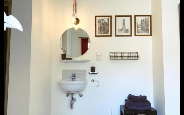 trendy house 5min from shoppingstreets