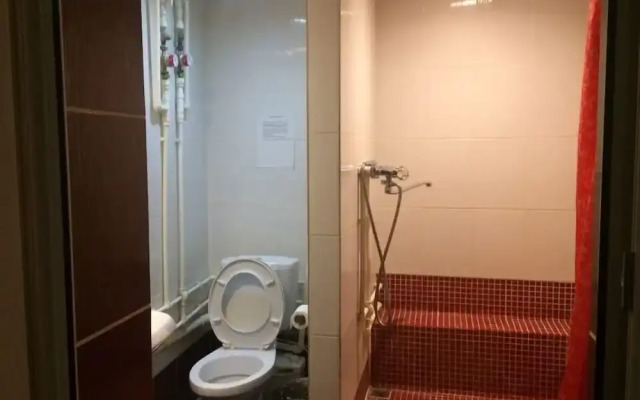 Lodging houses Revolyutsii 28 - Hostel