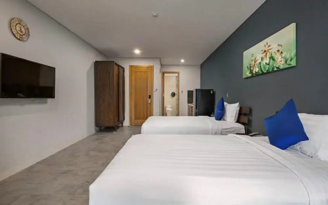 DOMA by HSuites Hotel & Apartment