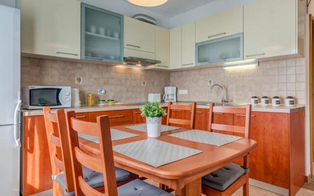 Holiday Home Mirna Vala