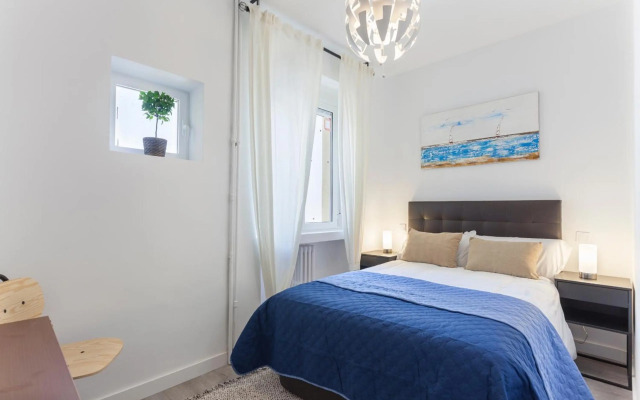 Mit House Latina En Madrid