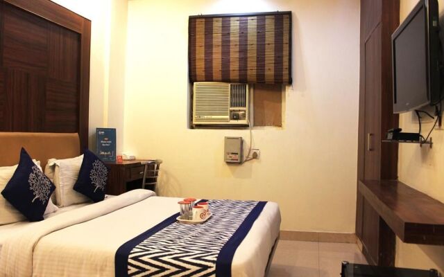 Oyo 2373 Hotel D Inn