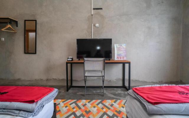 RedDoorz Syariah near Lombok Epicentrum Mall