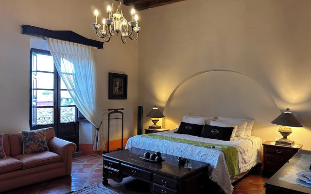 Mesón de Santa Elena Hotel Galeria