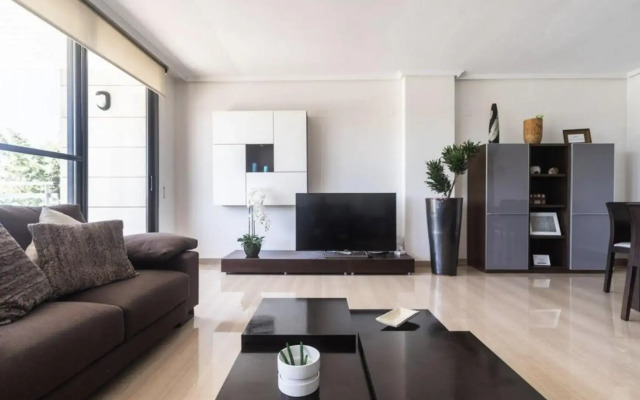 Art and Sciences view luxury apartment