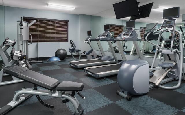 Holiday Inn Charlotte University Executive Park by IHG
